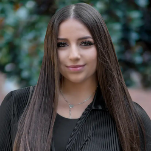 Samantha Hanna  Agent