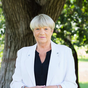 Pauline Goodman  Agent