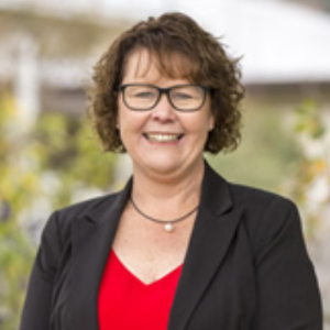 Annette Thomson  Agent