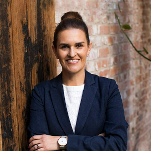 LYNDSAY PEATTIE  Agent