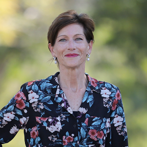 Andrea Loftus  Agent