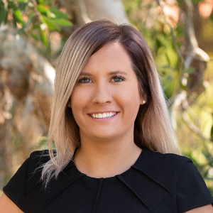 Ashleah Lucey  Agent