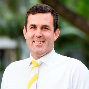 Jez McNamara  Agent