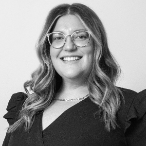 Courtney Crawford  Agent