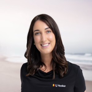 Mikaela Young  Agent