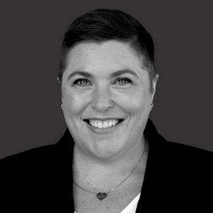 Lisa Glynn  Agent