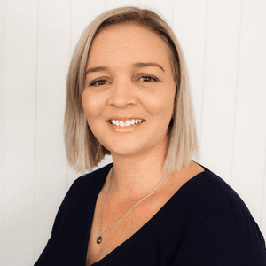 Janessa Bidgood  Agent