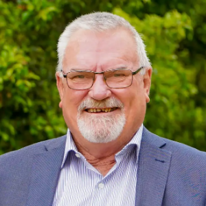 Gary Cox  Agent
