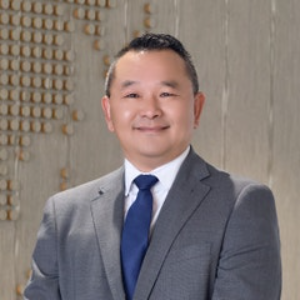 Kevin Vuong  Agent