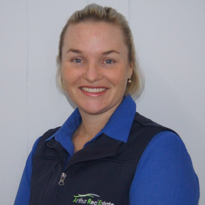 Samantha Arthur  Agent
