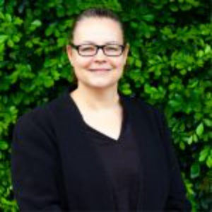 Rebecca Bezuidenhout   Agent