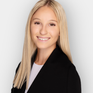 Merina Caputo  Agent