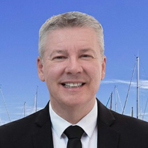 Iain Carmichael  Agent