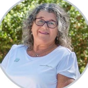 Lee- Anne Lange  Agent