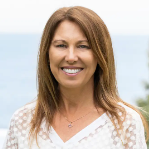 Janelle Moran  Agent