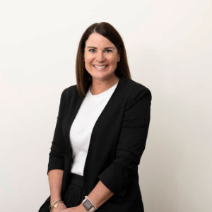 Georgina Francis  Agent