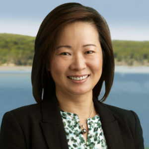 Elaine Tang  Agent