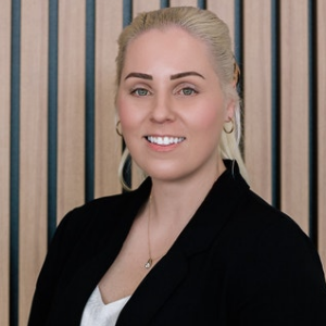 Erin Carvill  Agent