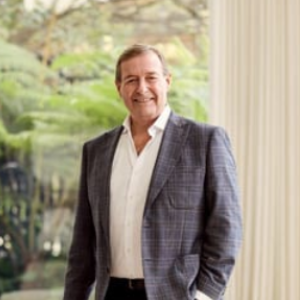 Michael Minogue  Agent