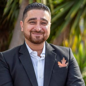 Micky Makkar  Agent