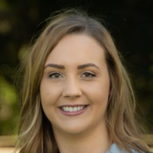 Ellie Walker  Agent