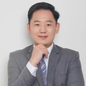 Warren Zhang  Agent