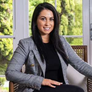 Eliza Zammit  Agent