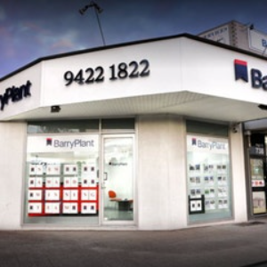 Barry Plant Epping   Agent