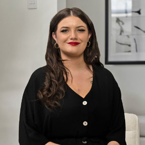 Kaitlin Hall  Agent