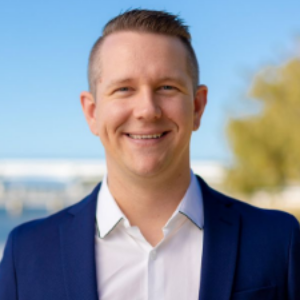 Travis McDermott  Agent