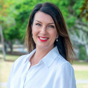 Nicole Van Der Merwe  Agent