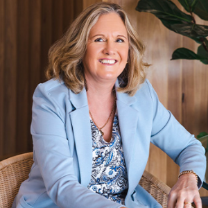 Michelle Hall  Agent