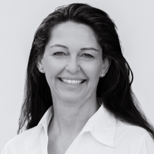 Julie Evitts  Agent