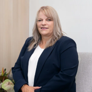 Karen Scordo  Agent