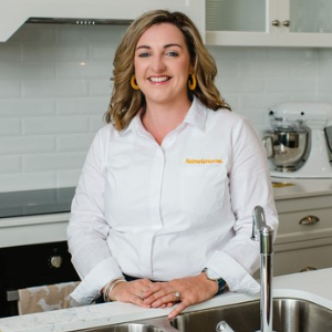 Hannah Gilliland  Agent