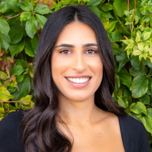 Emily Naderi  Agent