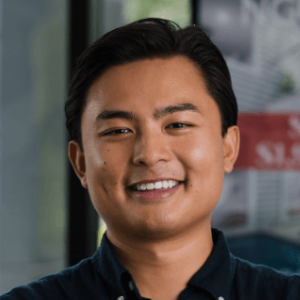 Moses  Nguyen  Agent