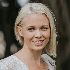 Natiesha Olufson  Agent