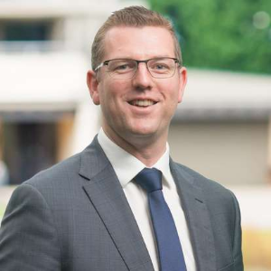 Andrew Davies  Agent