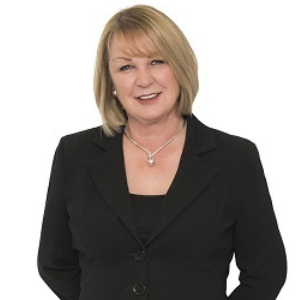 Glenys Pitkin  Agent