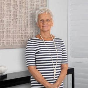 Pam Collins  Agent