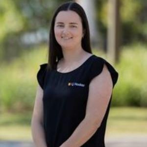 Sarah Buxton  Agent