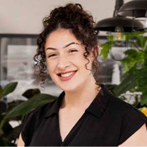 Eleni Findikakis  Agent