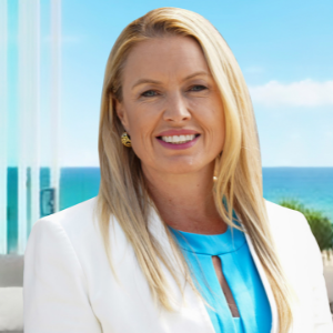 Karen Pirie  Agent