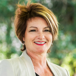 Kerri Gartshore  Agent