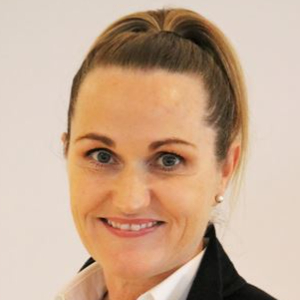 Lisa Cavanagh  Agent