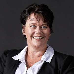 Julie Davies  Agent