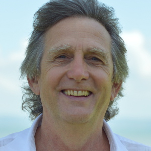Larry Smith  Agent