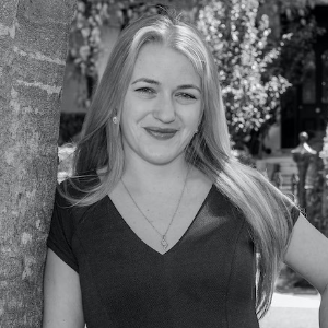 Lara Haig  Agent