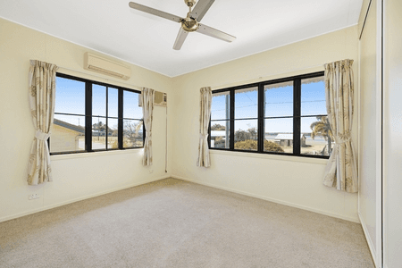 37  John Dory Street, Taylors Beach, QLD 4850